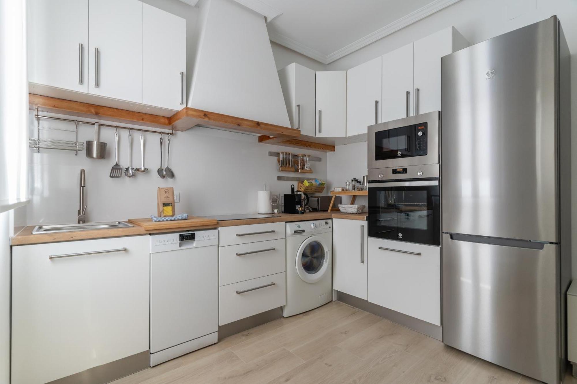 Bright Modern-1bedroom 1bath-delicias *